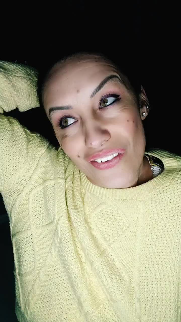 @Your.officebrunette