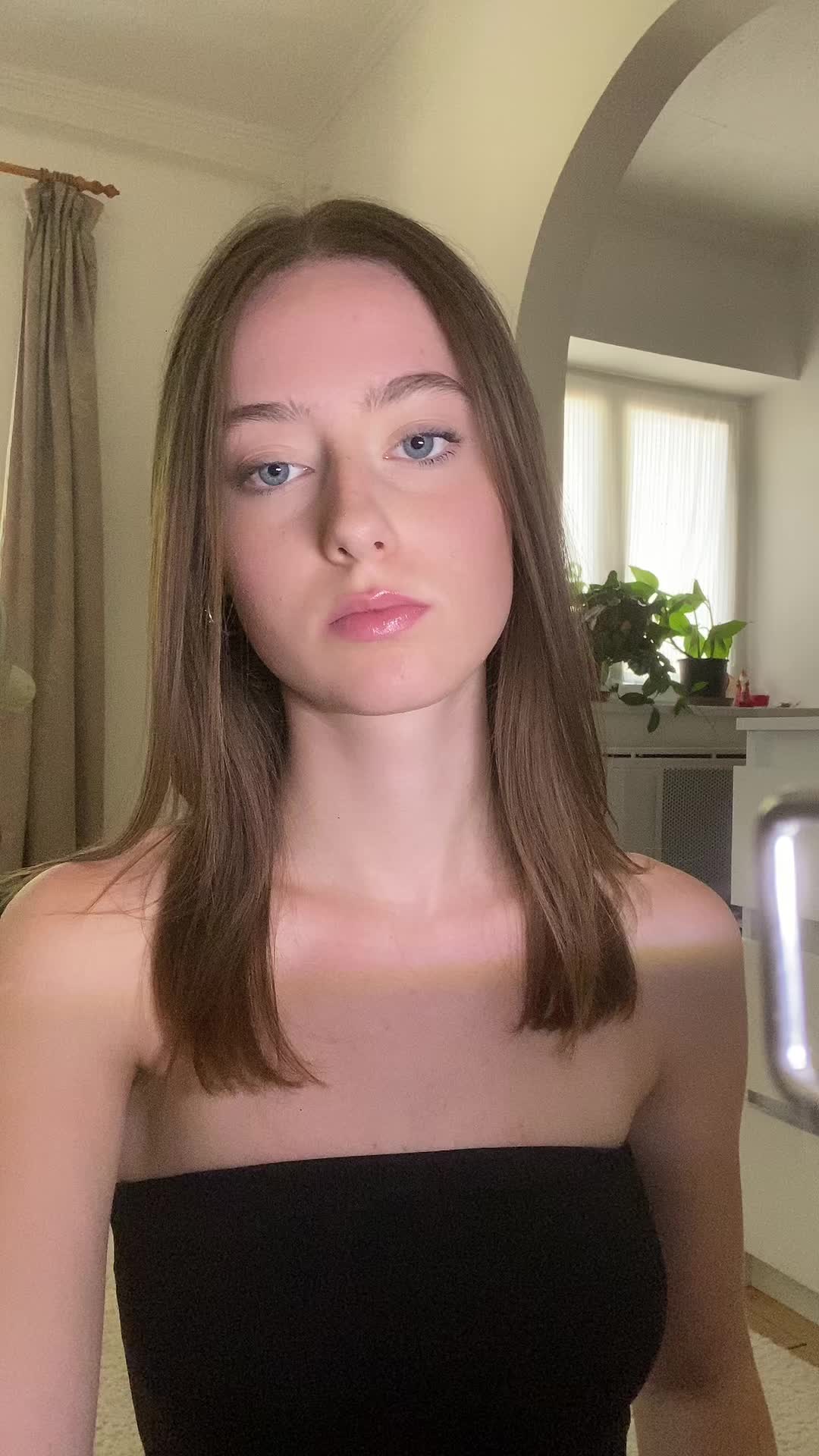 @Vivii👸🏻