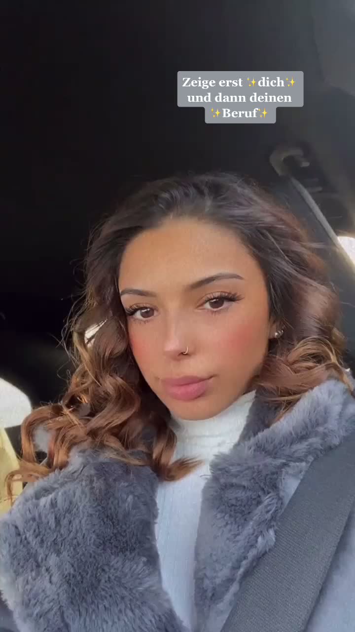 @Ivana Novembre