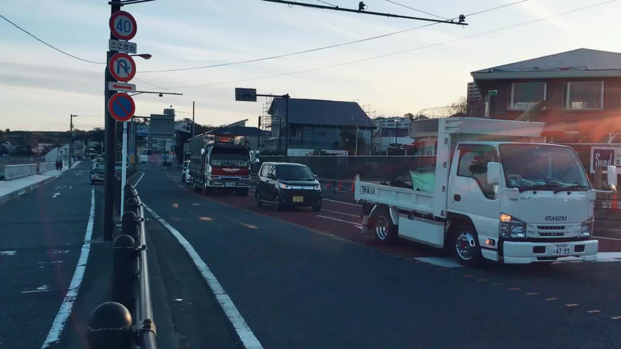 @デコトラ