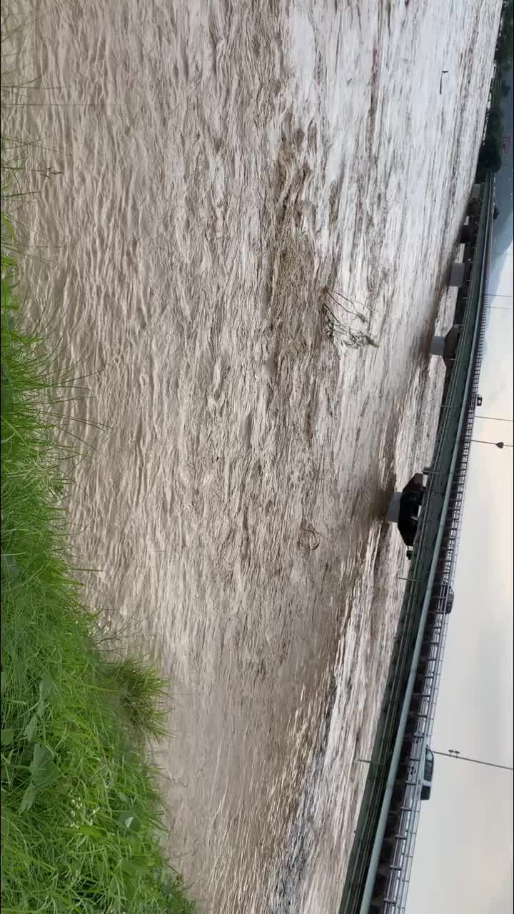 @AAA好きの大型ドライバー🚚