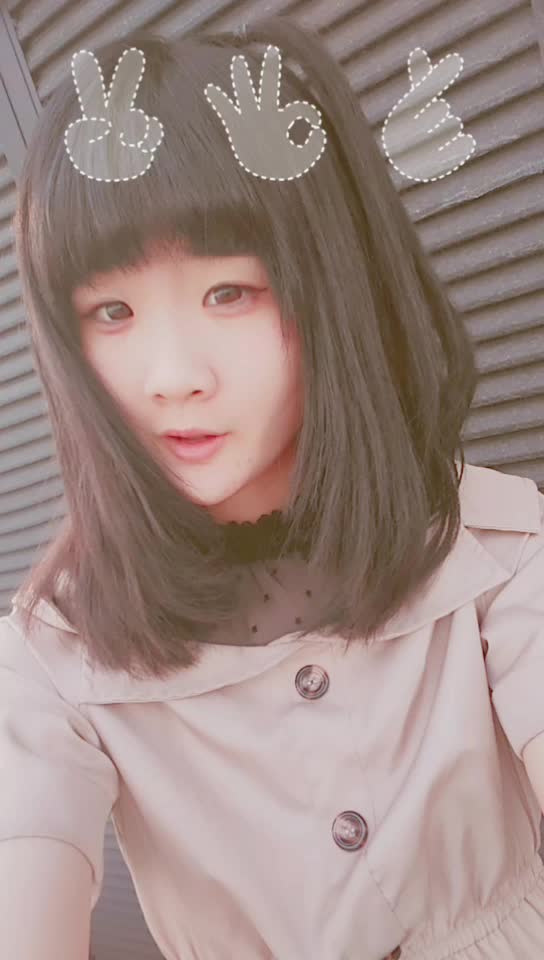 @泉 まゆな