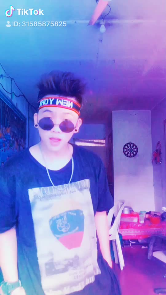 @Troooy