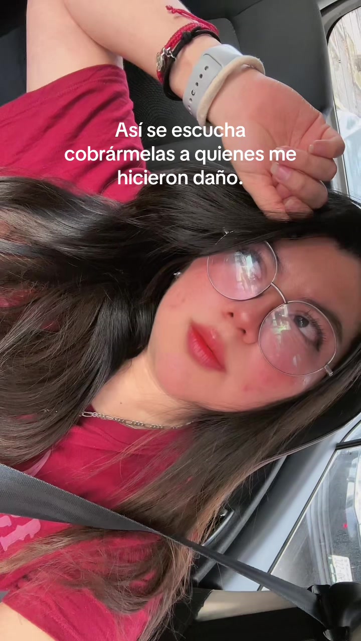 @Mel ✨