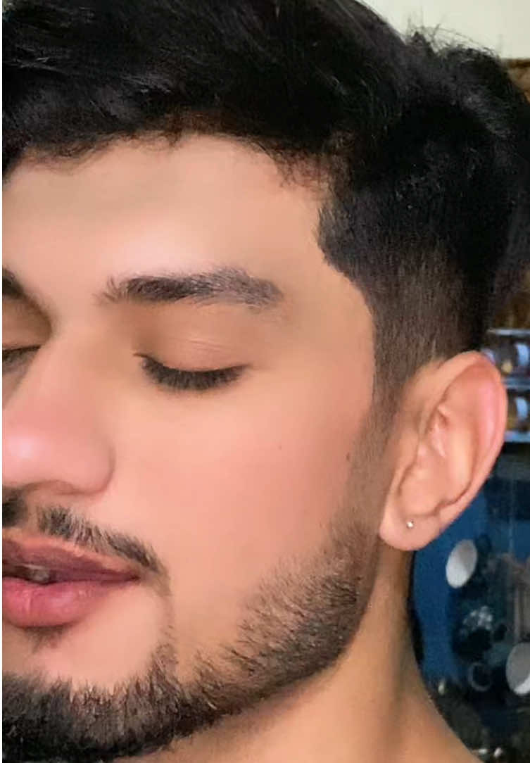 @ذیشان❤️