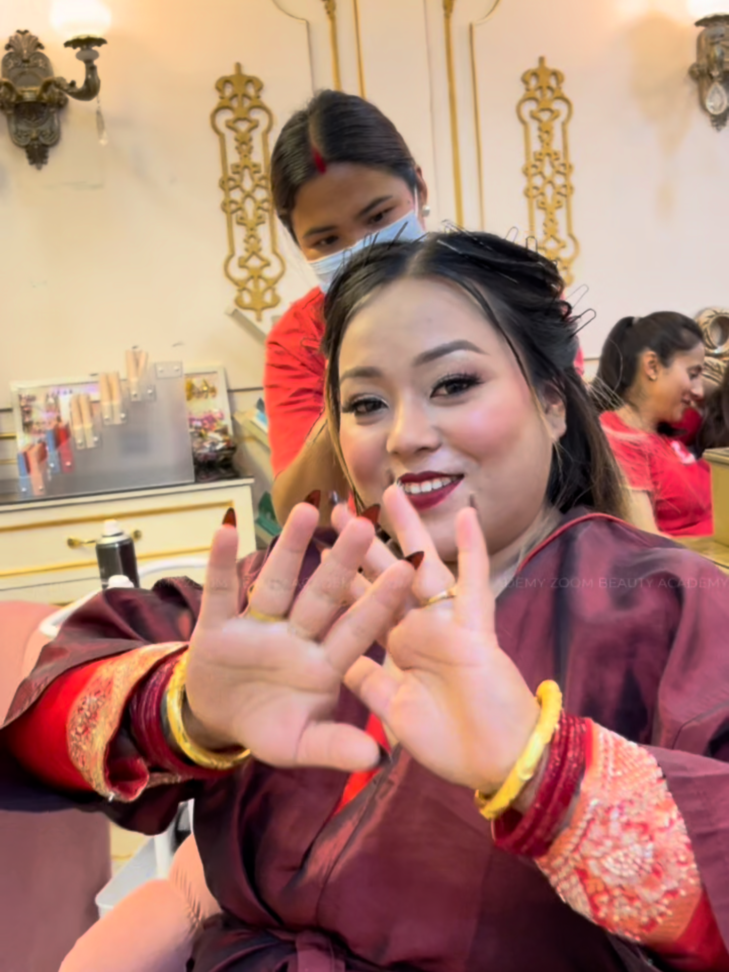 @ZOOM BEAUTY ACADEMY