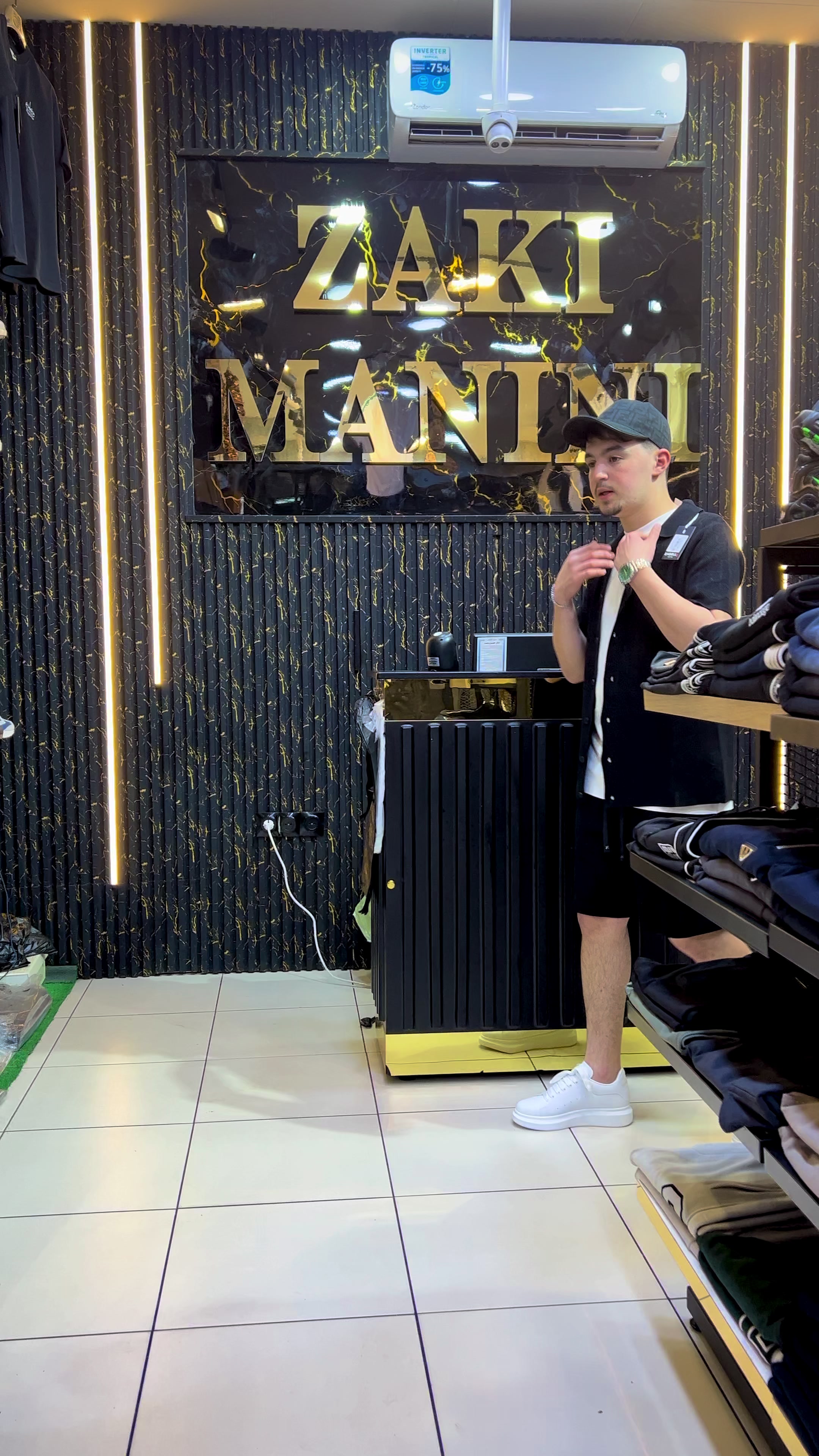 @Zaki Manini ๐ฑ