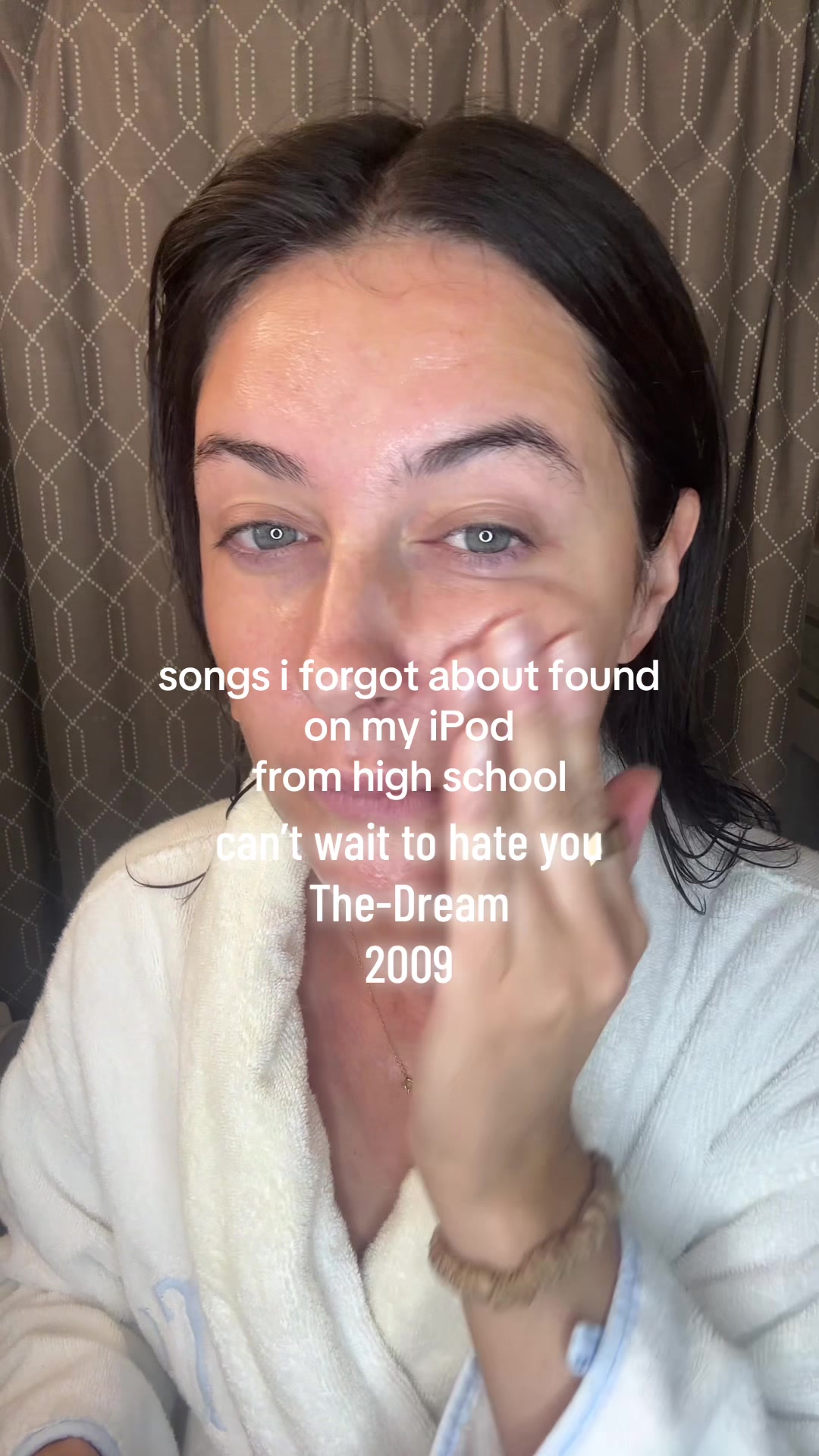 @catherinetaylor.radio
