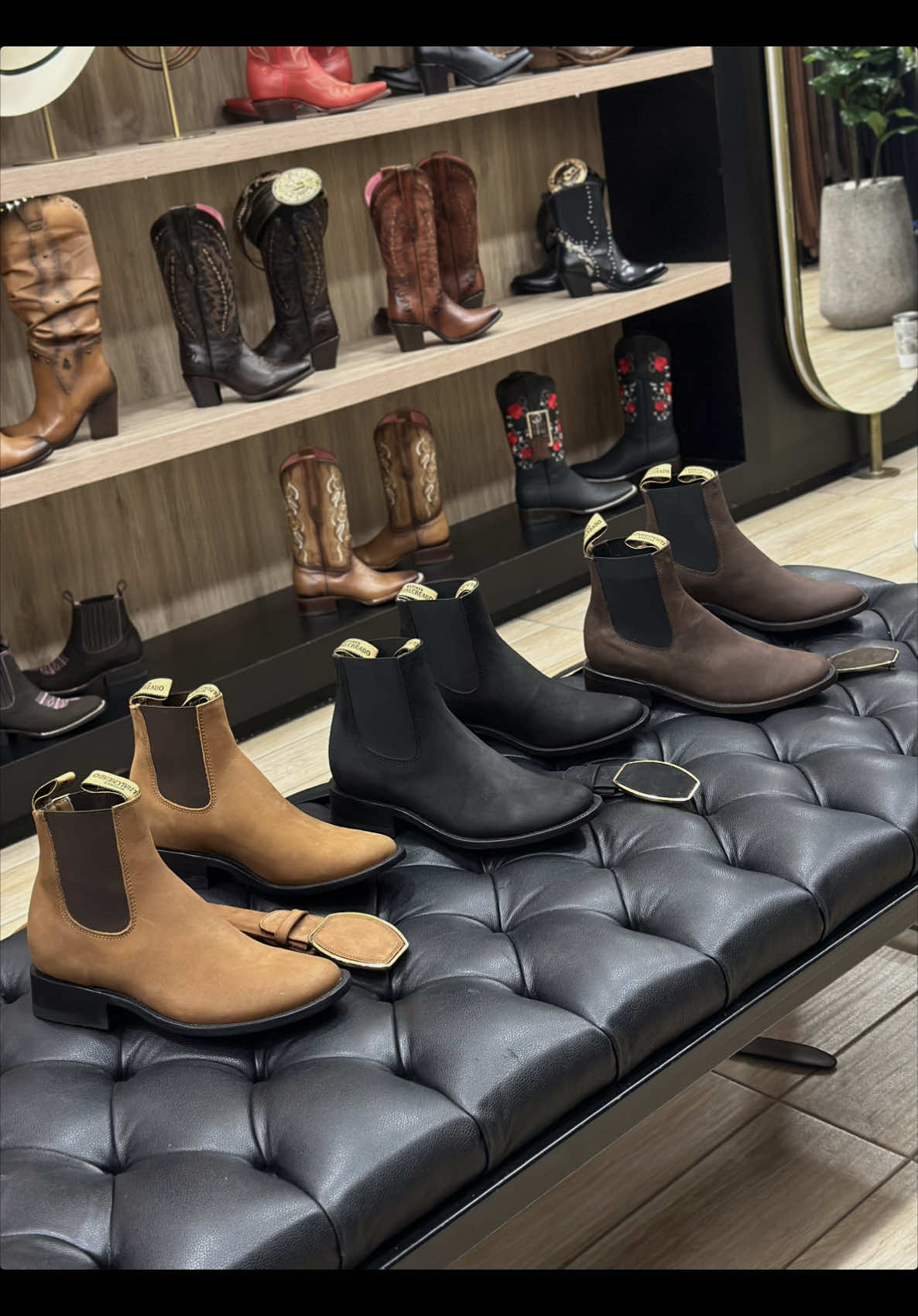 @Lara boots