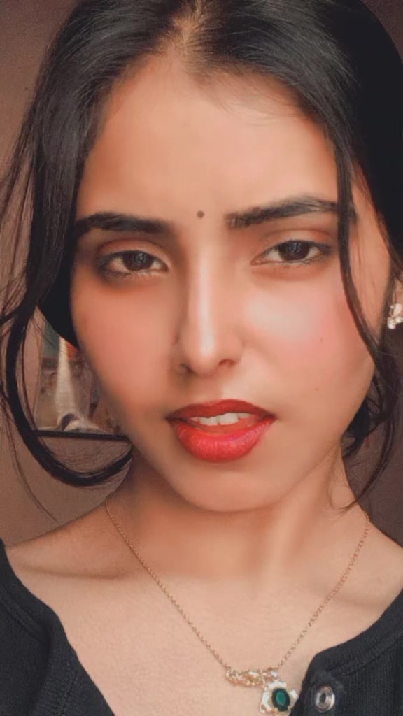 @rakhi thakur🌸🕊️
