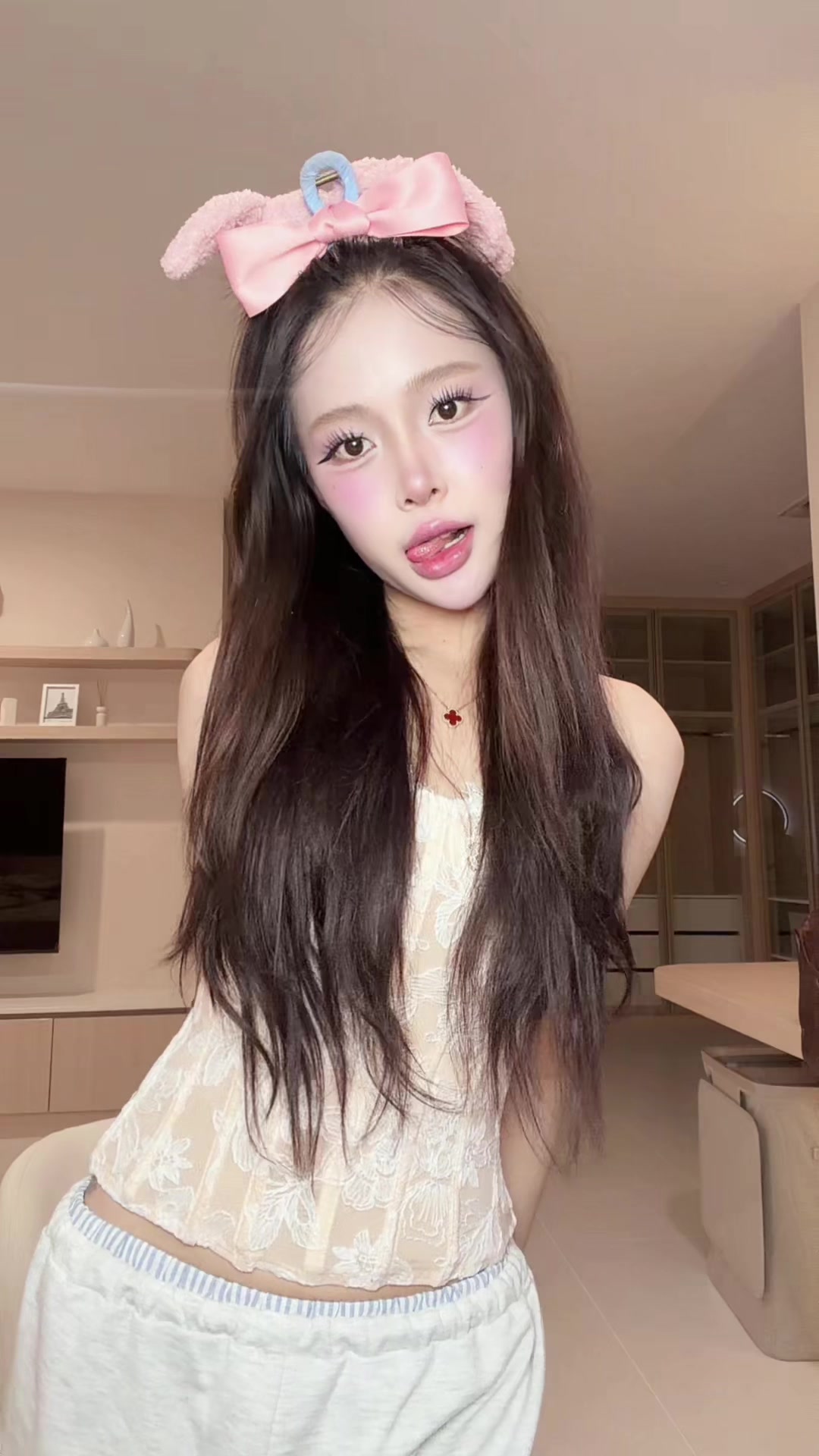@คำแน้ม