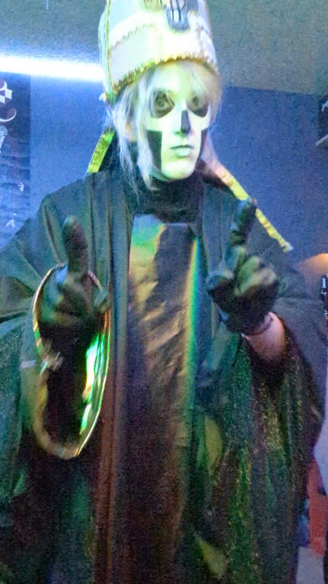 @Cc
