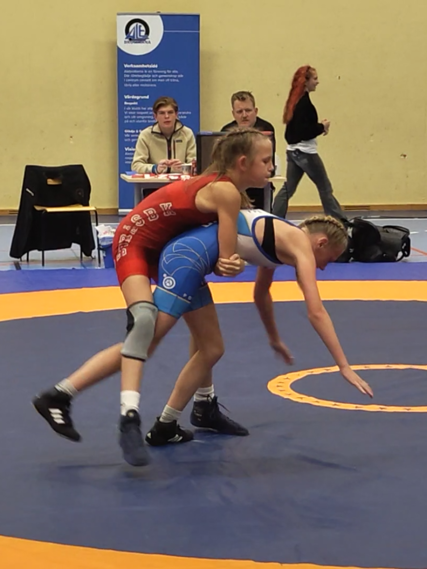 @wrestling with Kelly