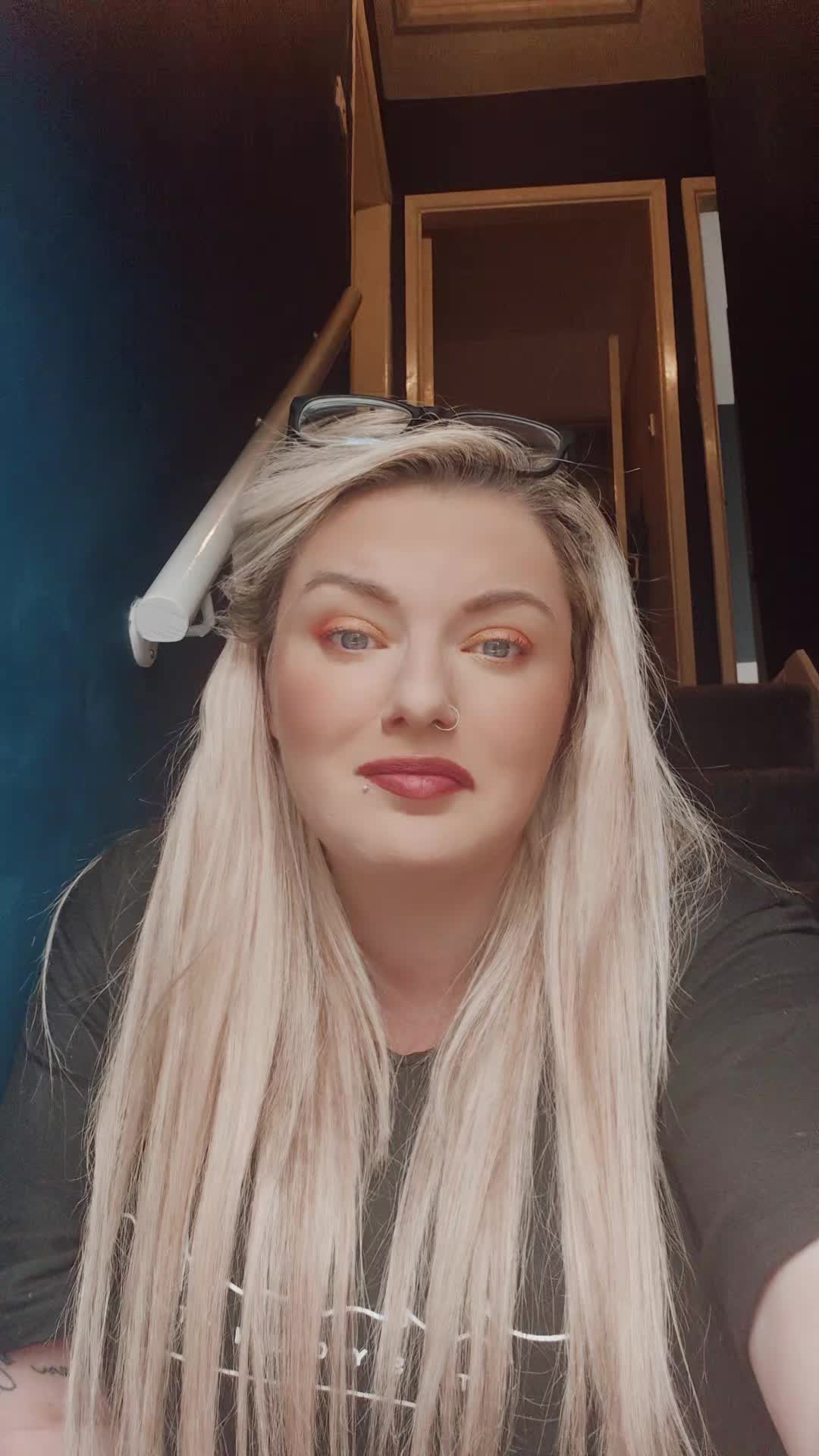 @Nikki-Louise993
