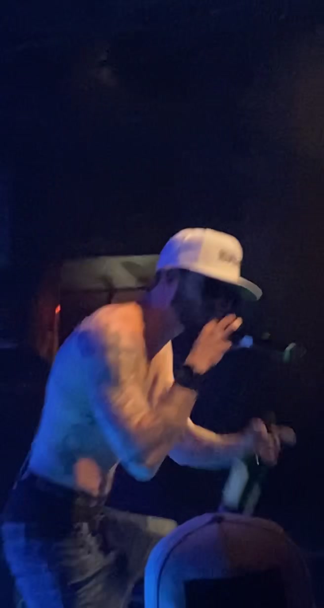 @Z