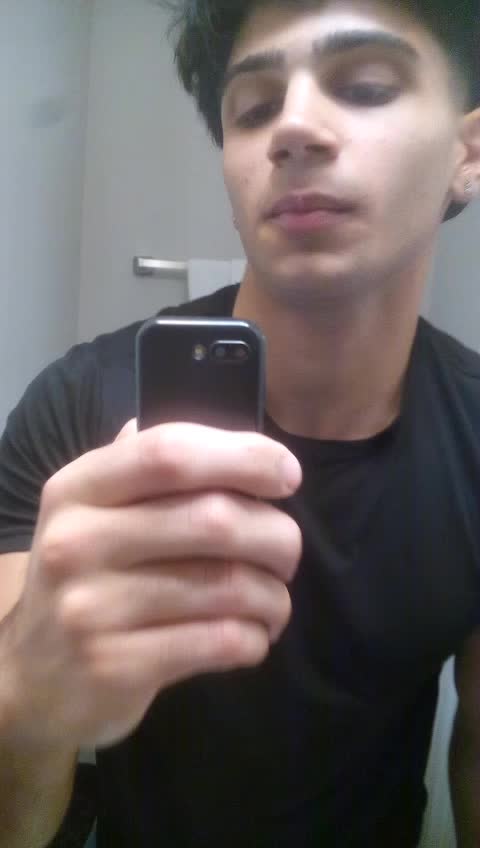 @trapfone