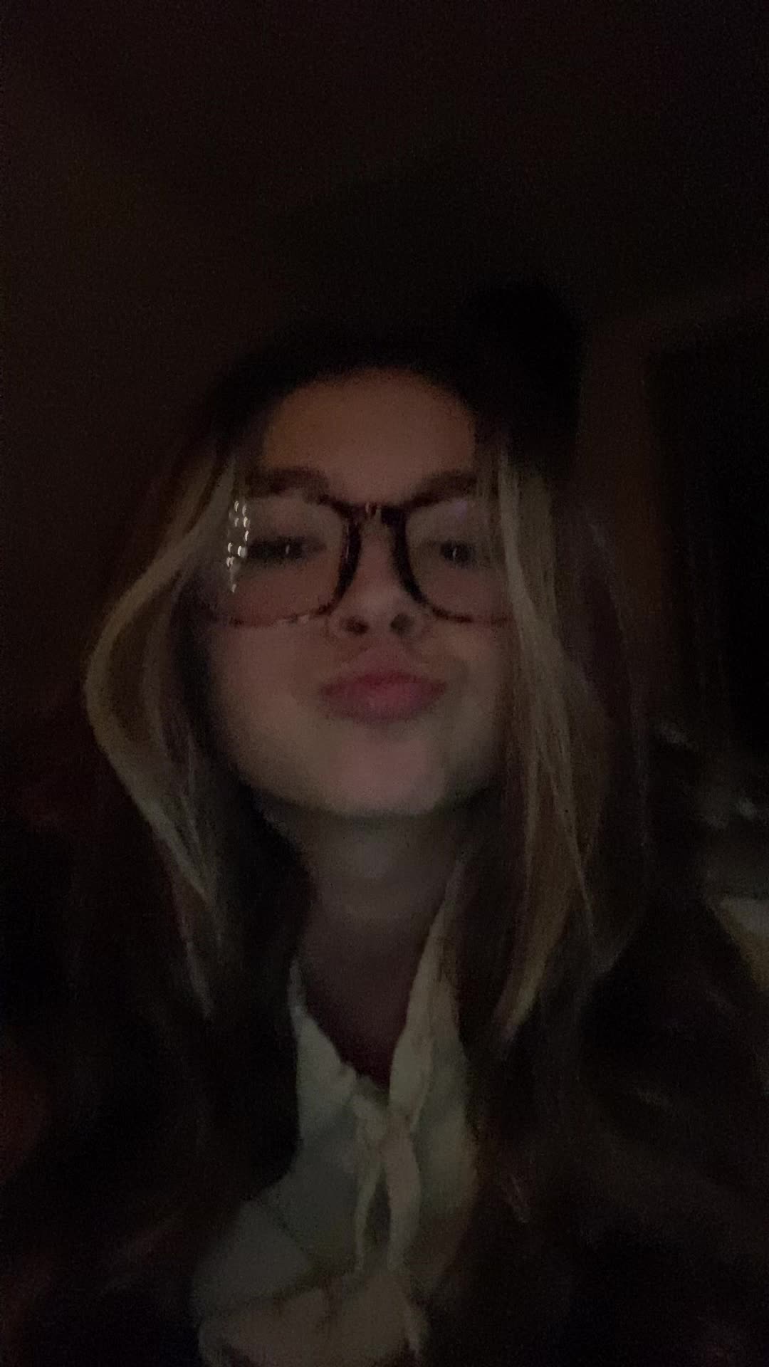@Alivia saunders