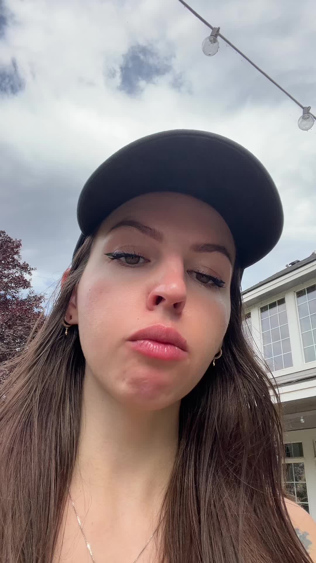 @oglovewitch