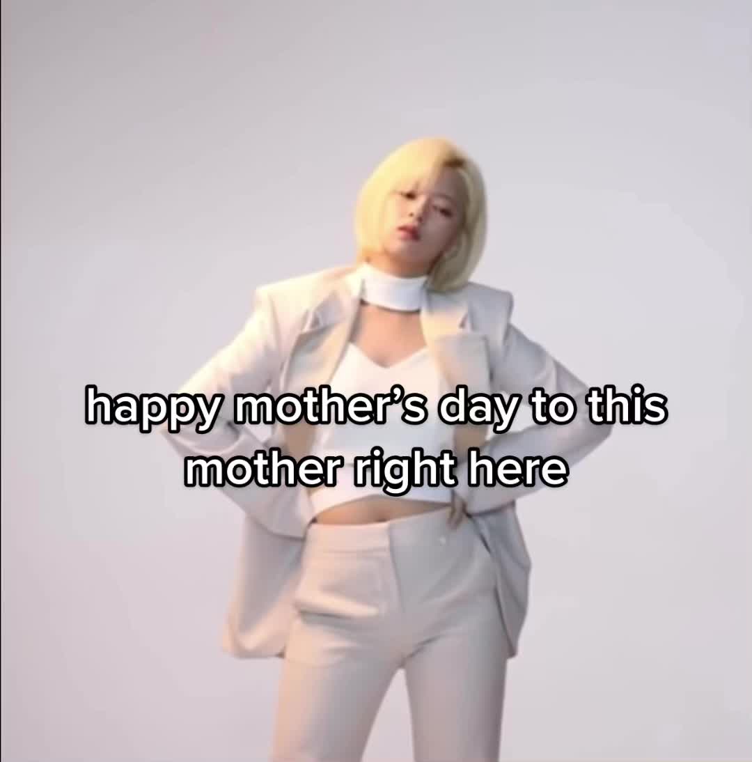 @bee &bull; saw skz