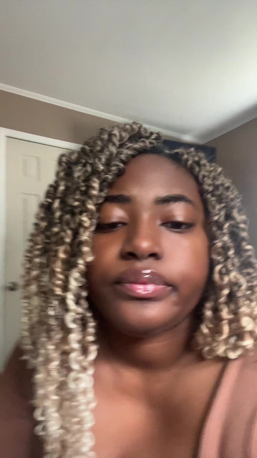 @Monique