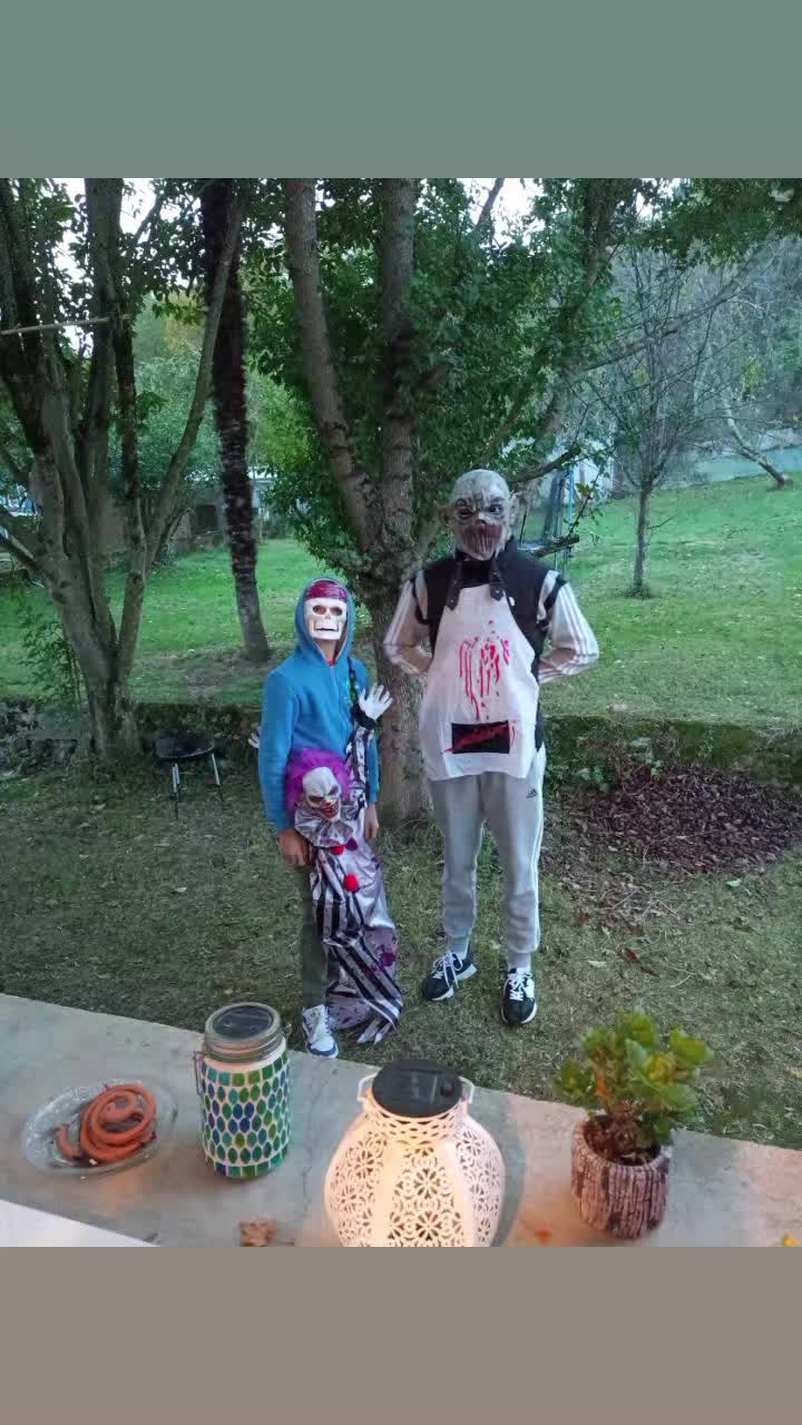 @Familyketchup