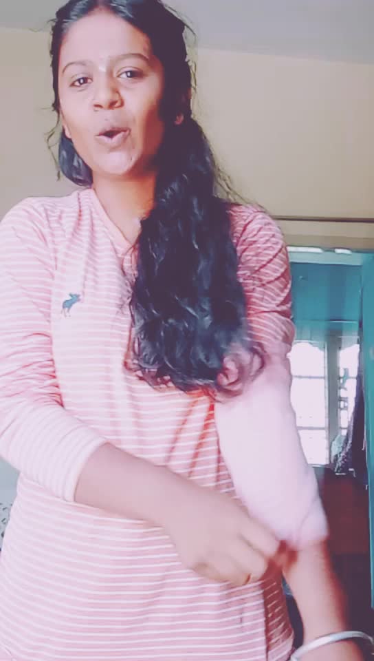 @Shreya(Avvi)
