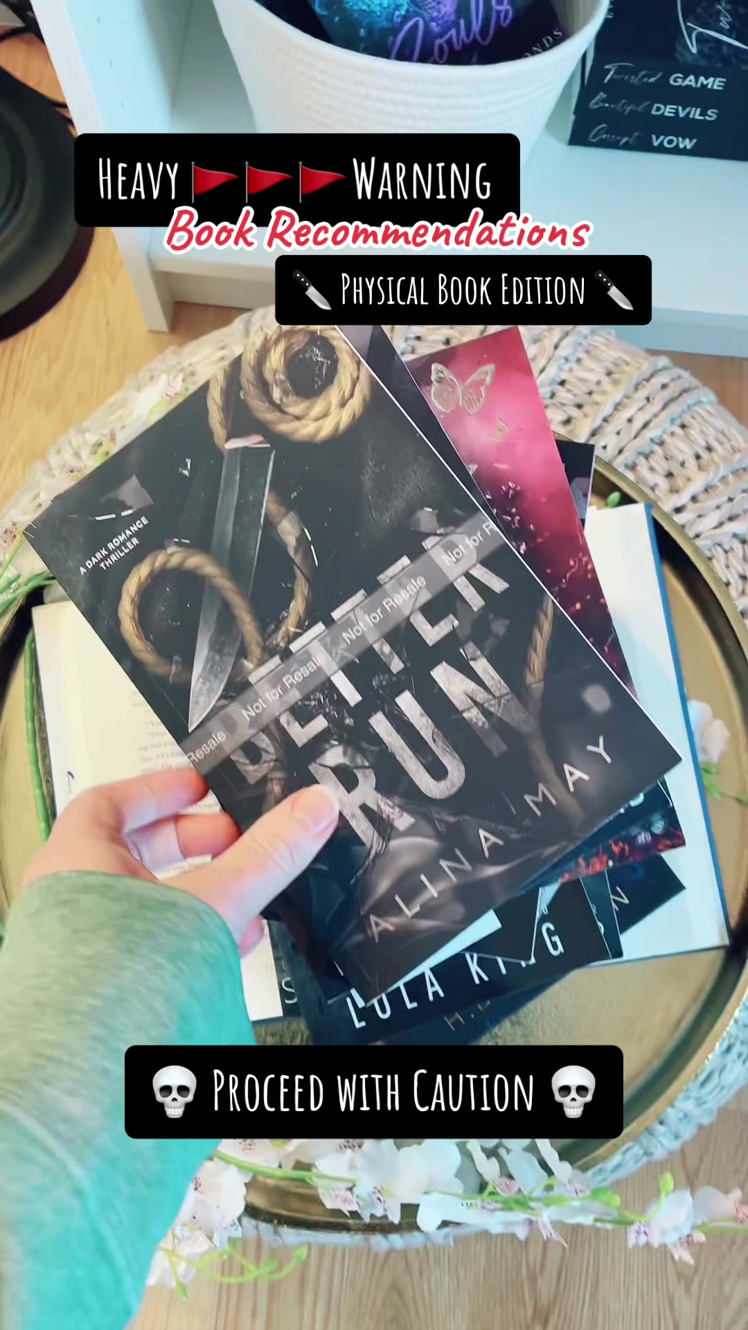 @Eliza 🖤💕📚