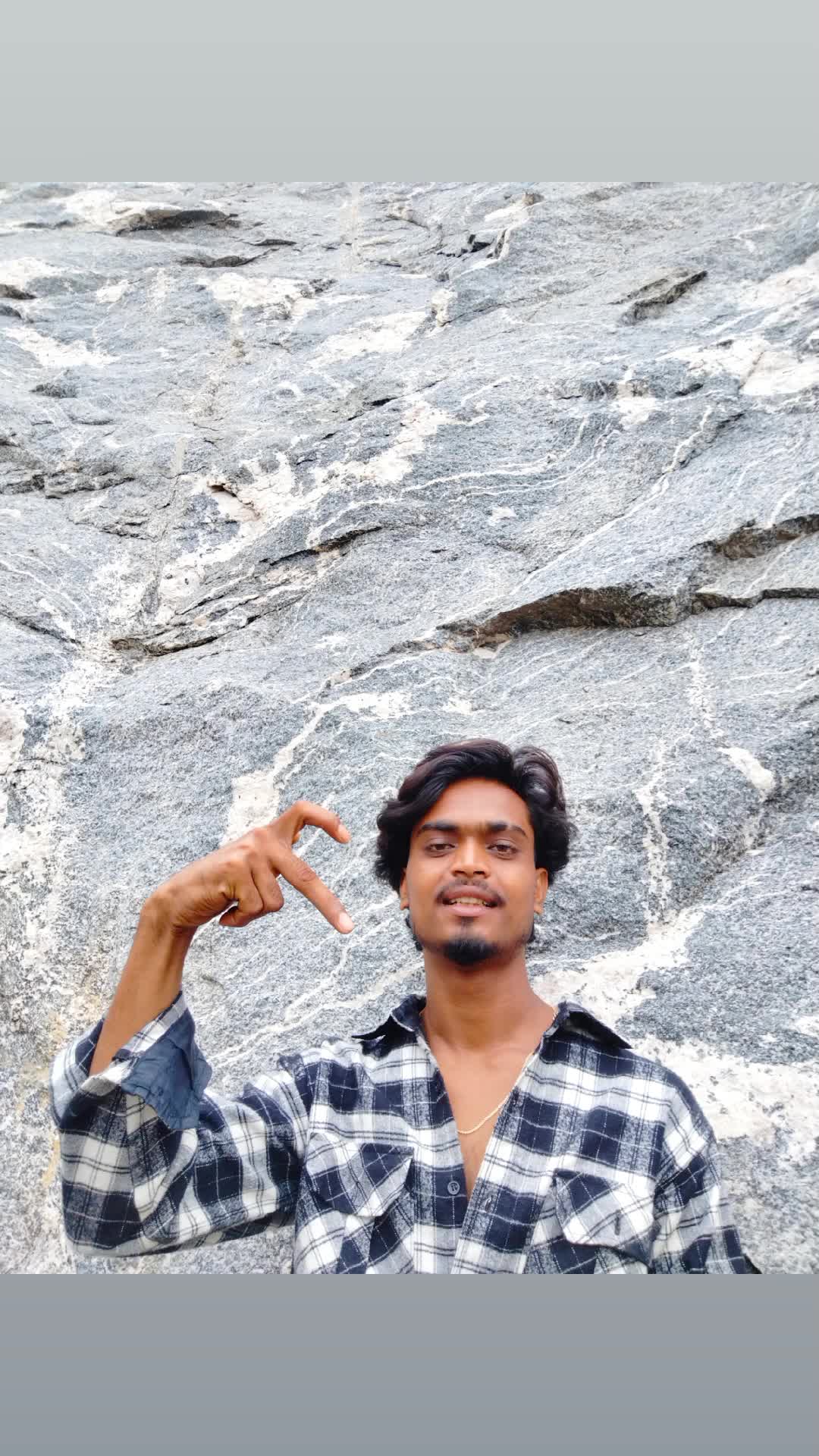 @user042433860