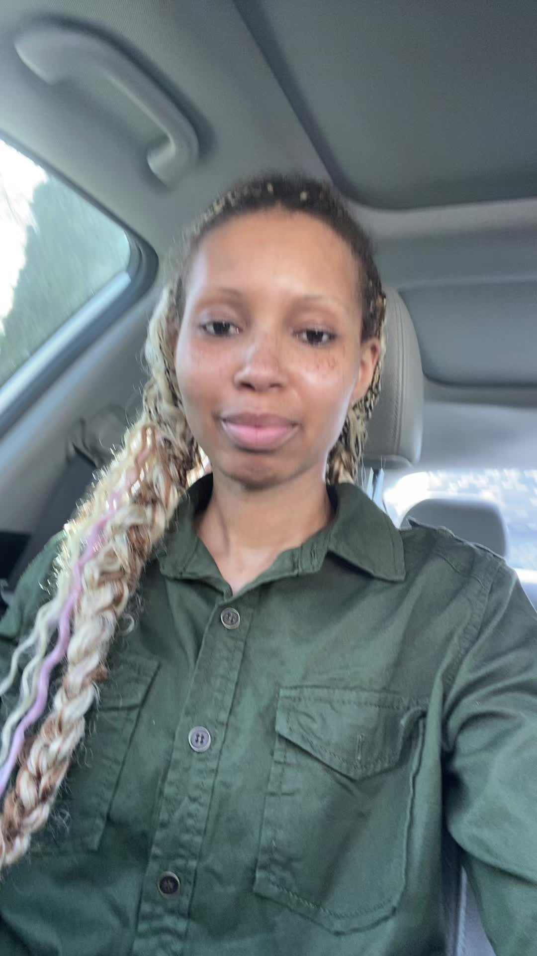 @Tiarapress
