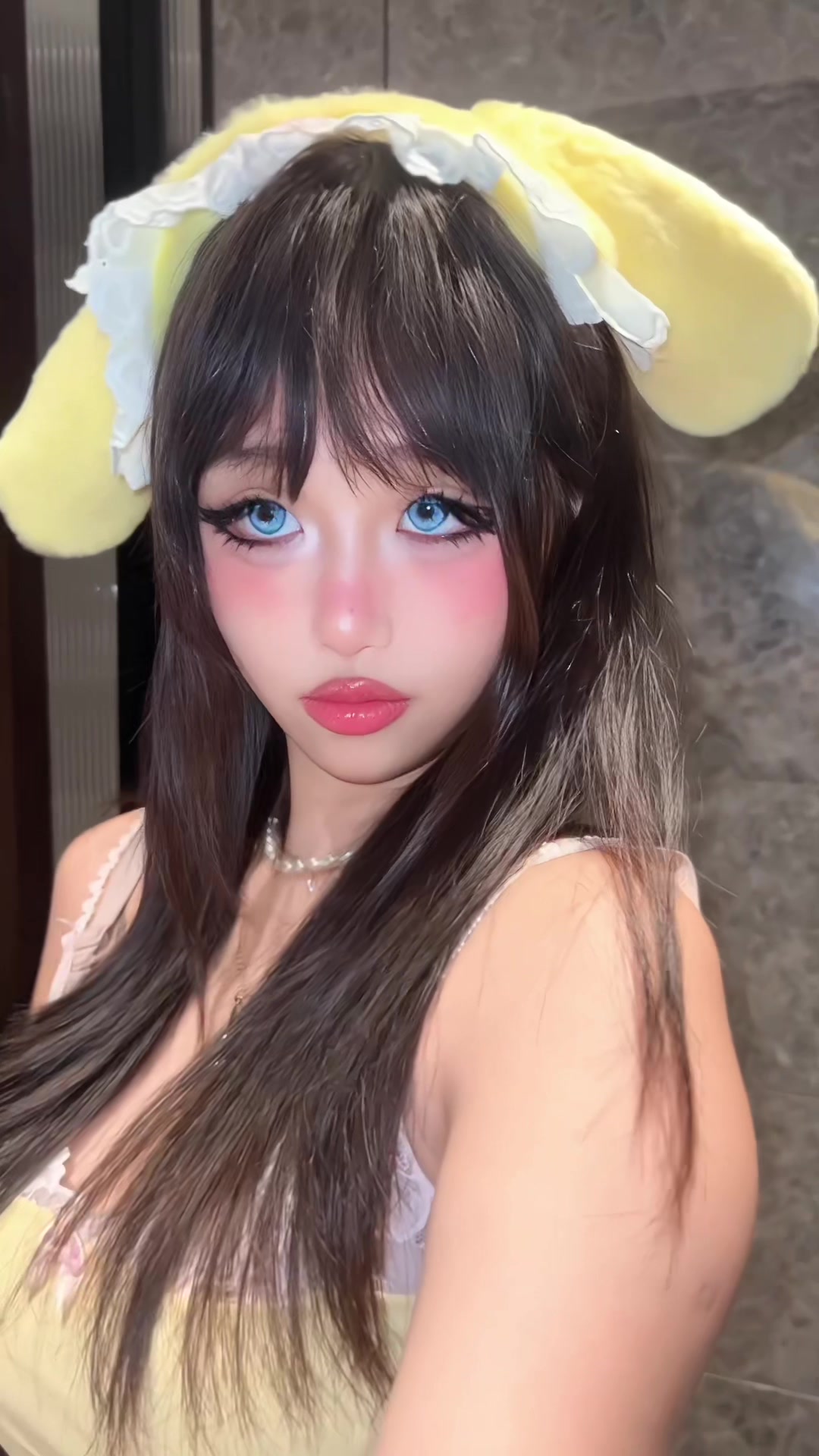 @In&egrave;s🐰🦄
