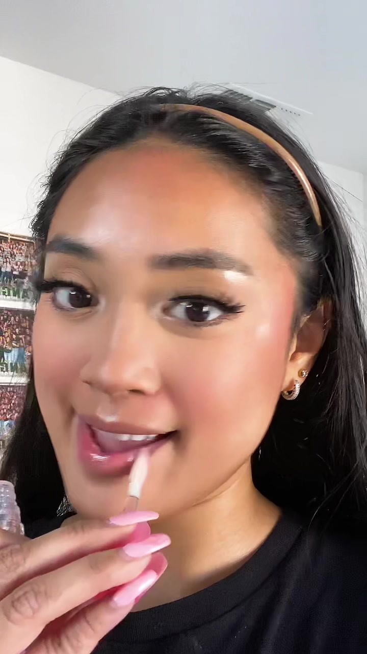 @Robyn