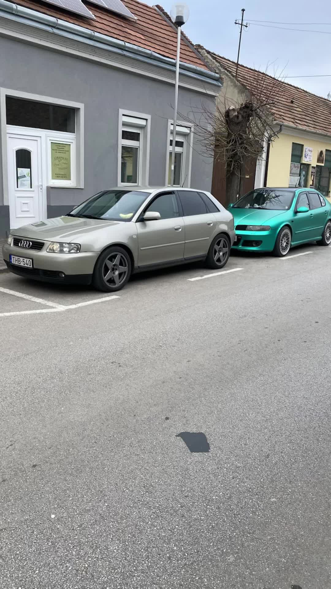 @Csak_egy_cuprás😏