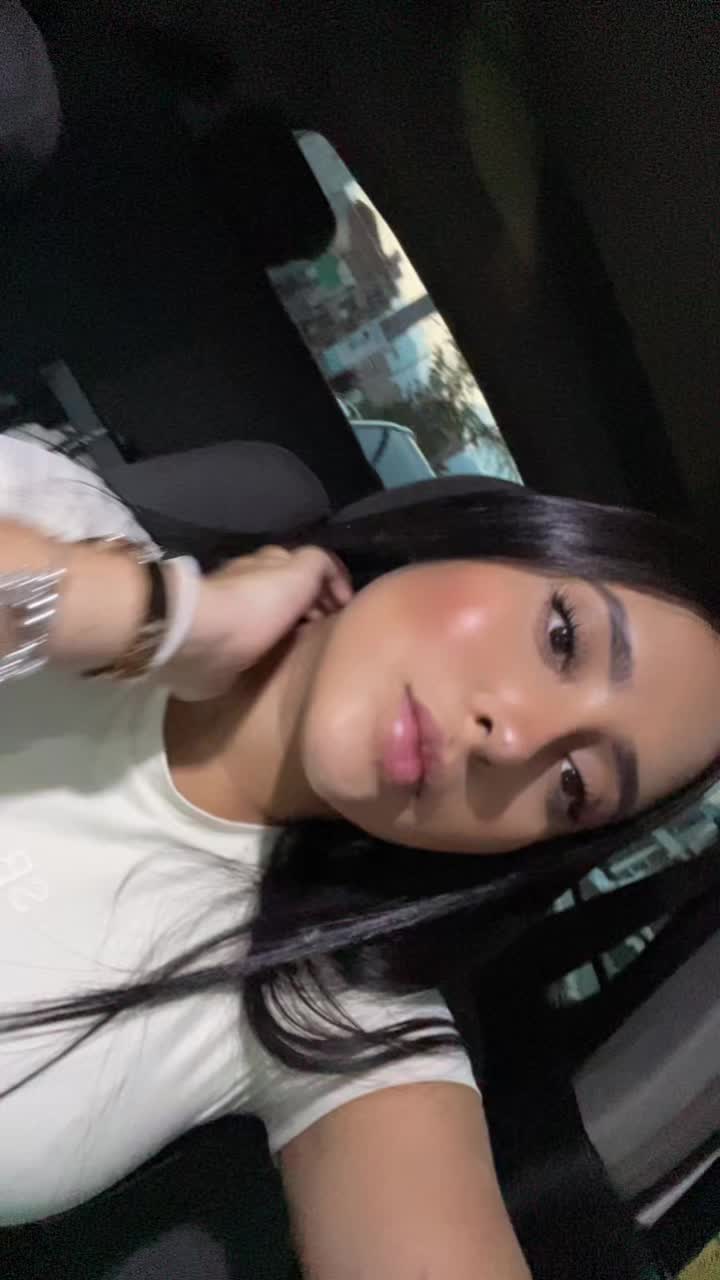 @Valeriagarciamodel_