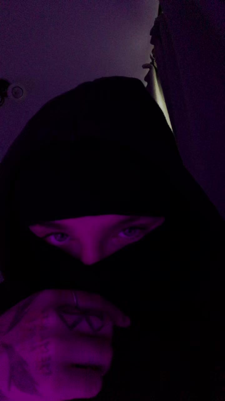 @paranoid.