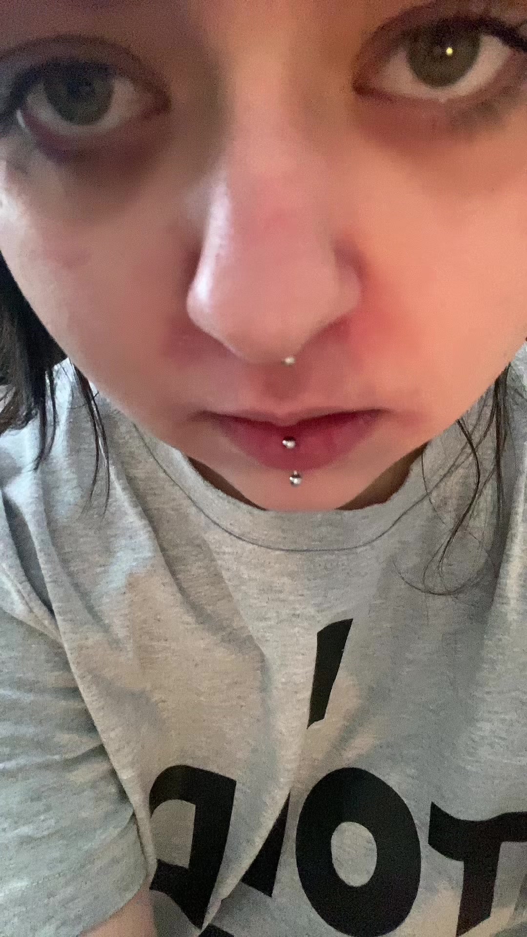 @g