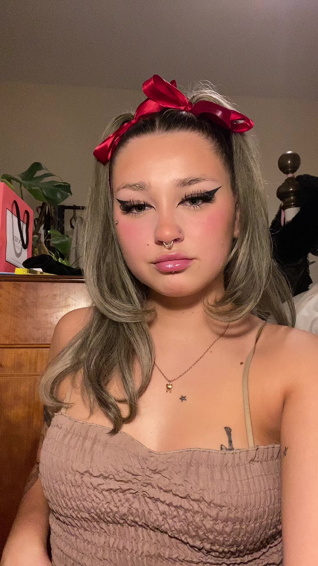 @BrokeButPosh