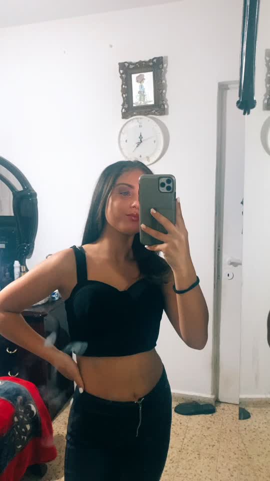 @Karina ✨