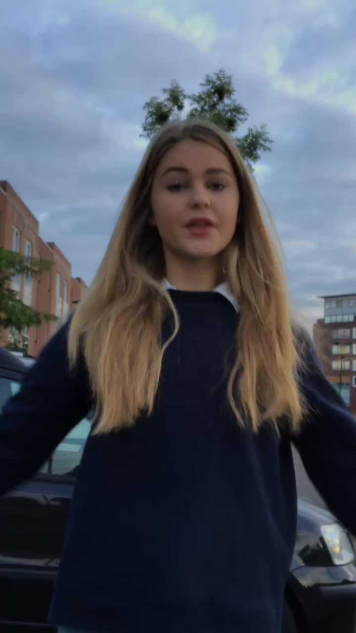 @No&euml;lle