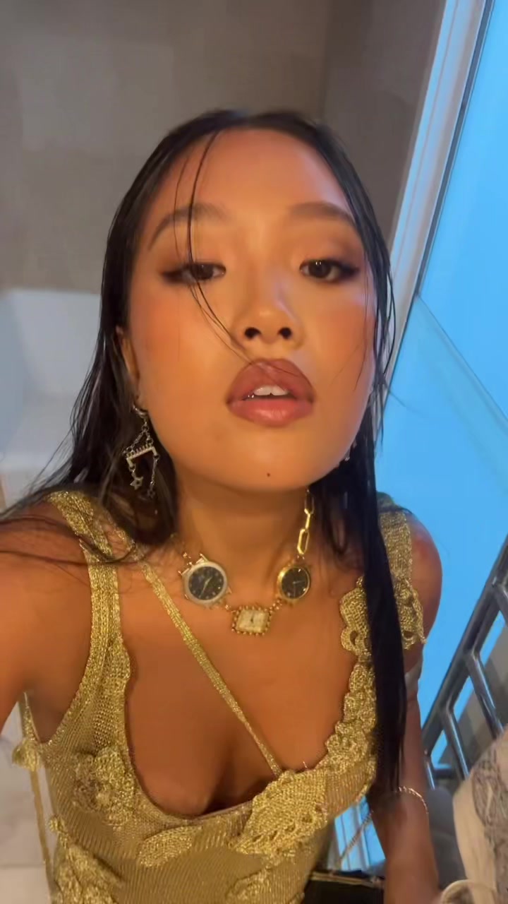 @Soooooooa. 🪳