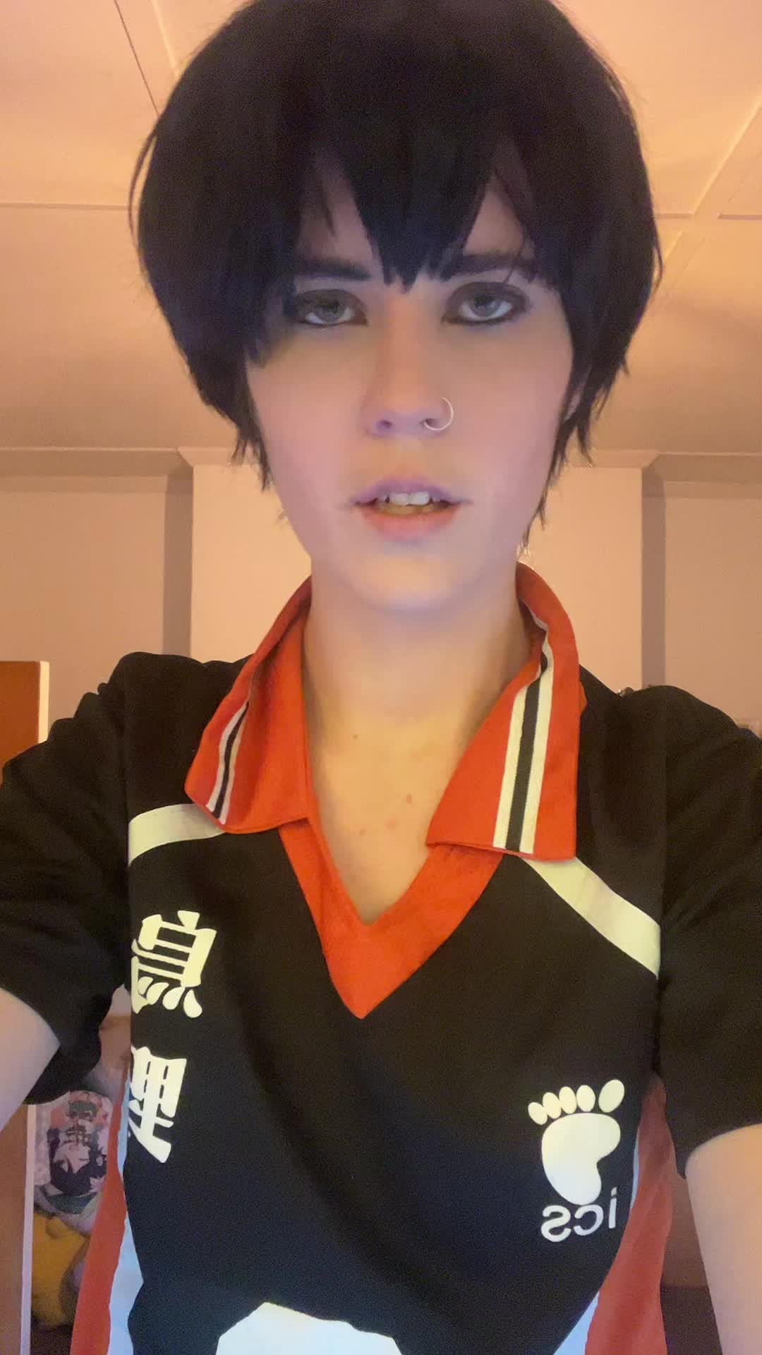 @🐊 AnxiousAcosplay🦈