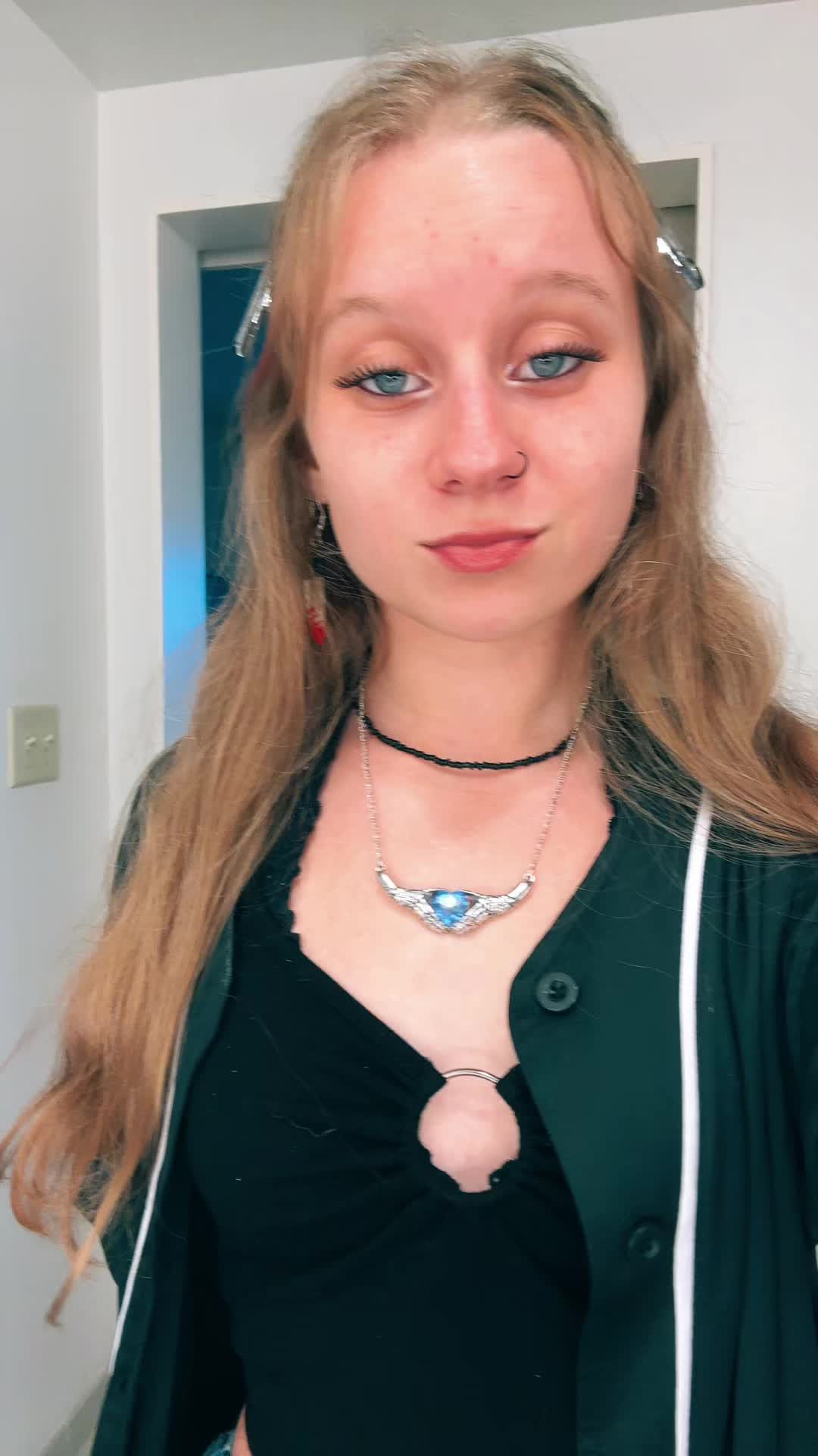 @anastasia🖤