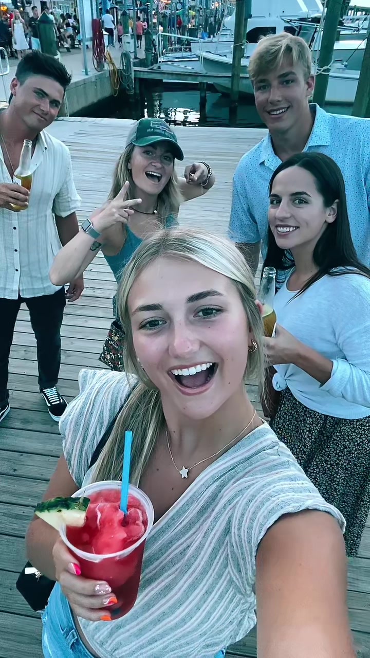 @mollyyyclark