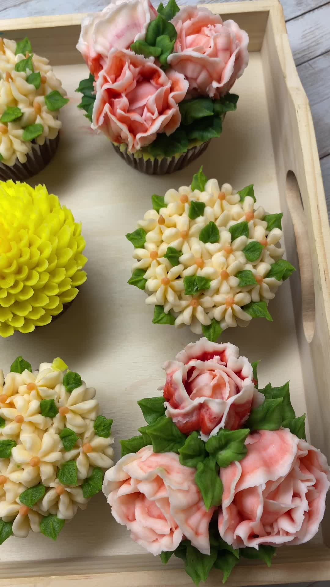 @Moon Made Cupcakes