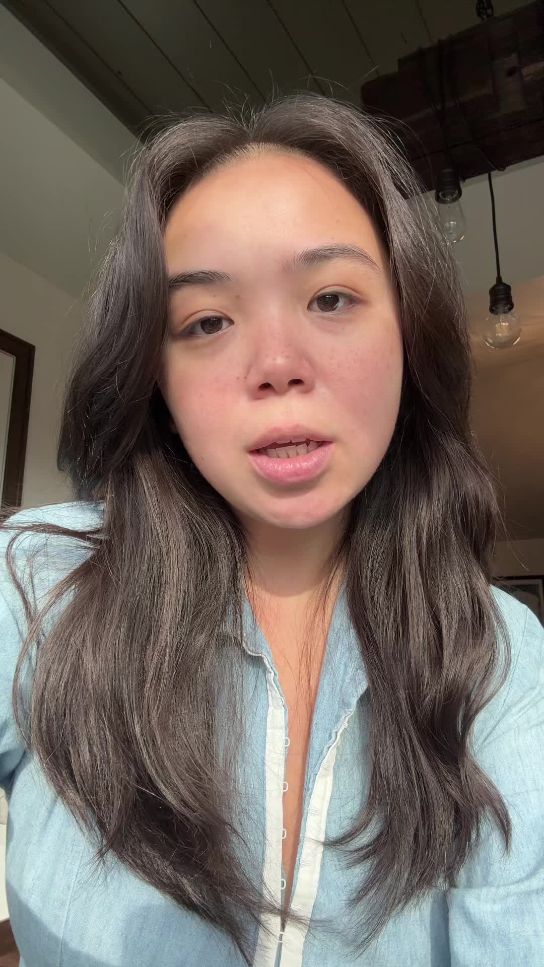 @Mia Sato - Tech reporter