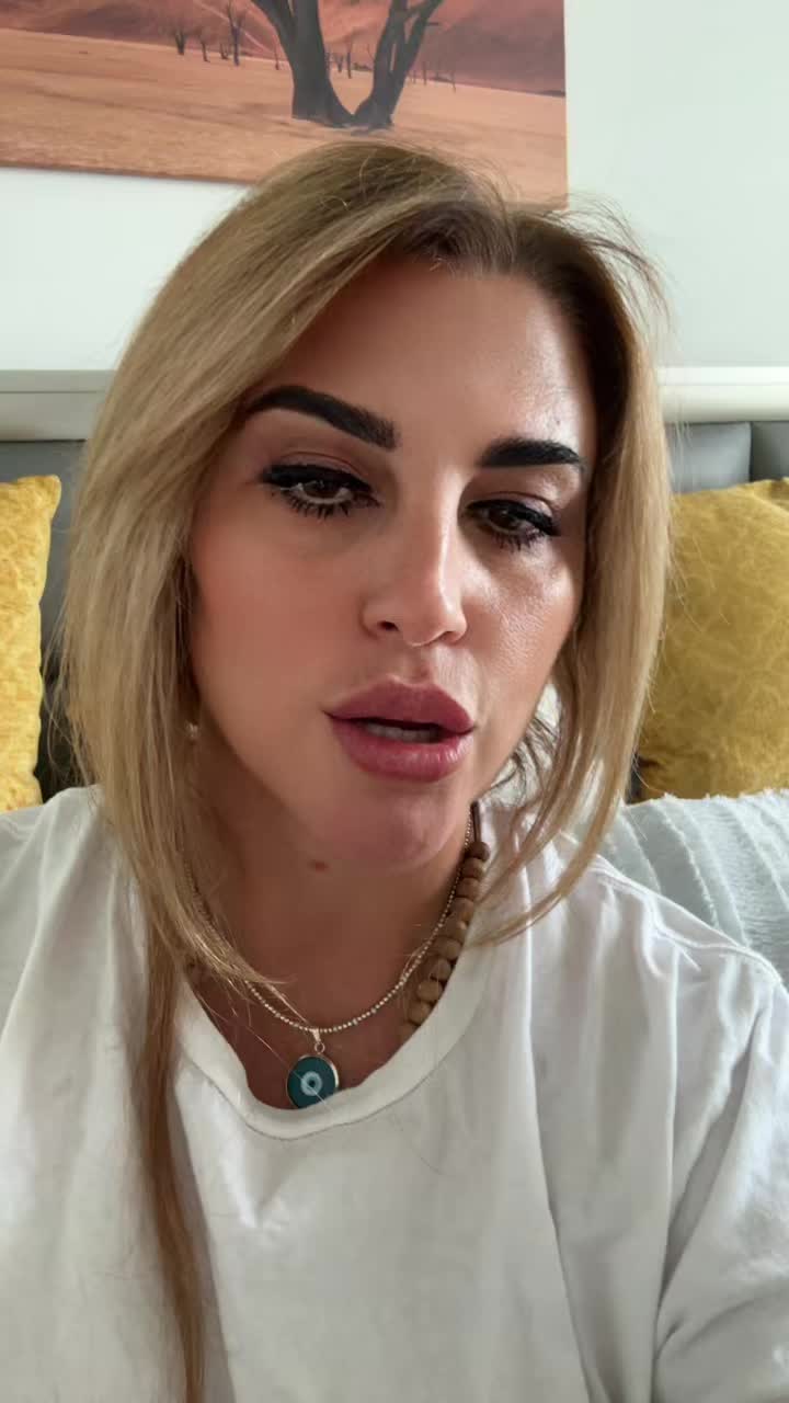 @Denia🦋🦋