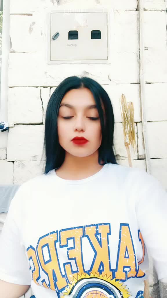 @Nur 🕊️