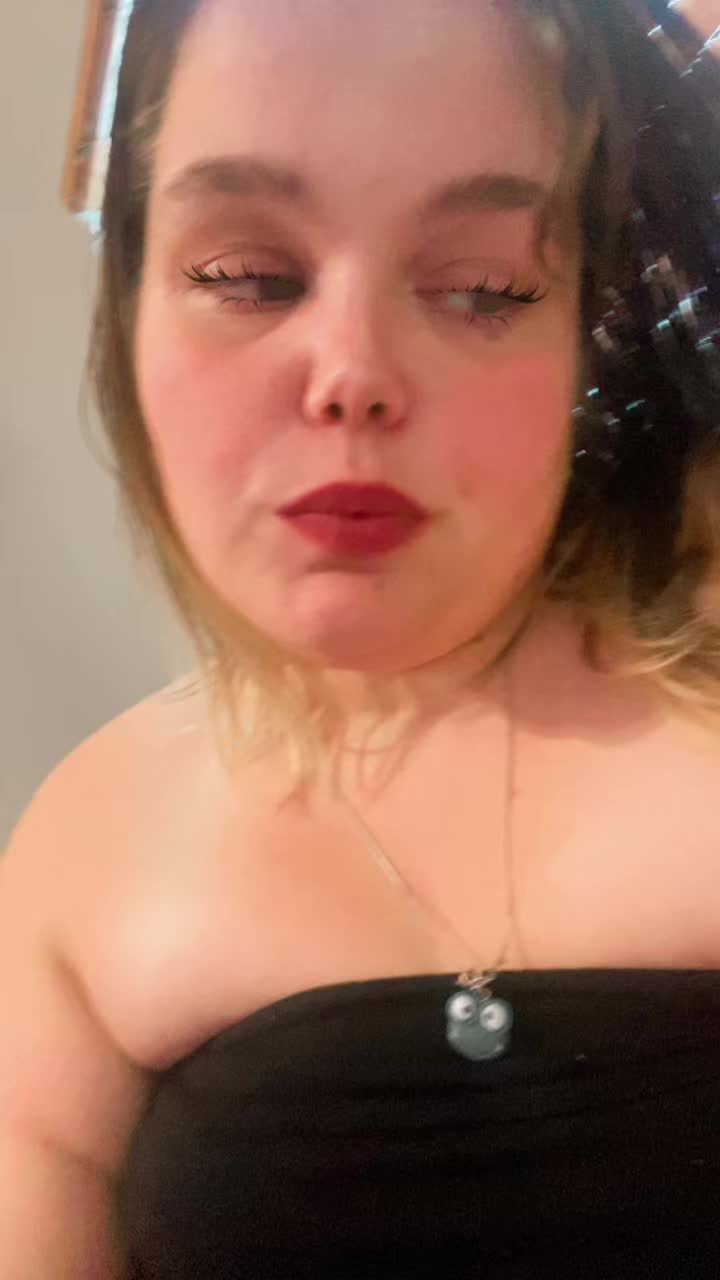 @JoJo🥰