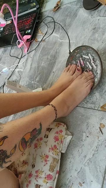 @SCABZiLLAs Crystals & Art