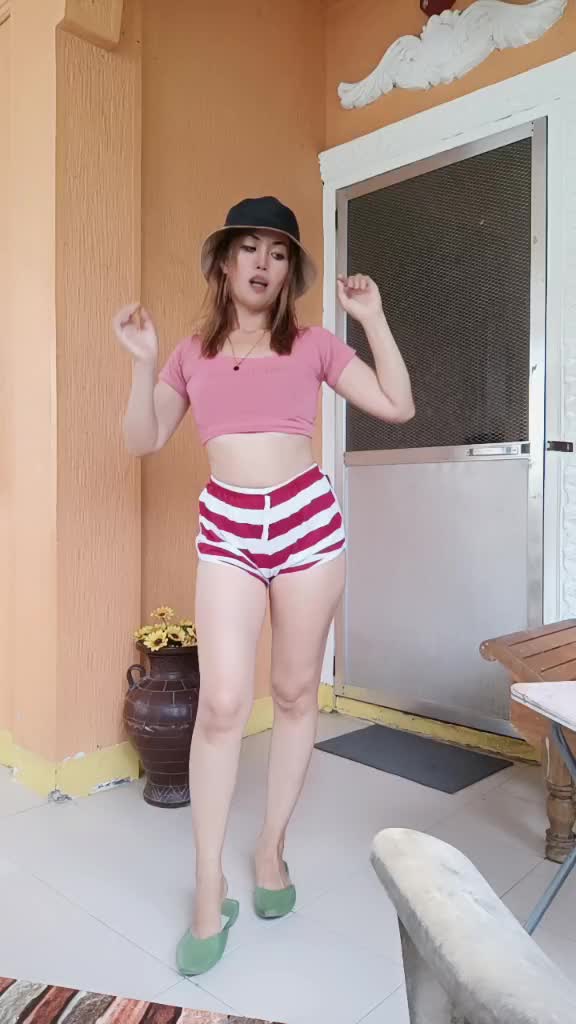 @Xtine Santos