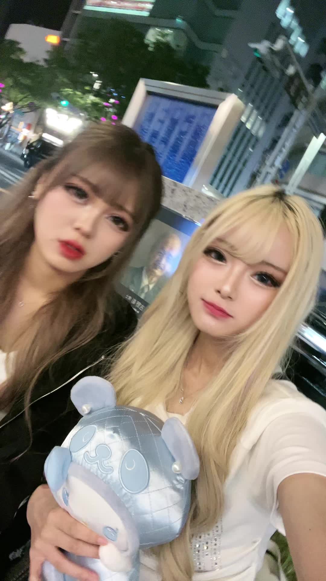 @CHIKA